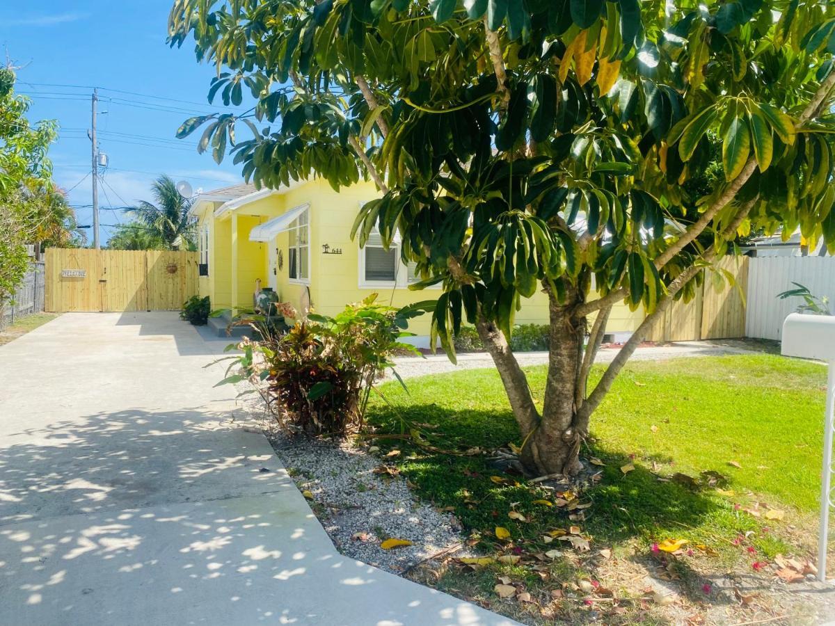 5 Min To Beach Large Living Room Fenced Backyard Bbq Firepit Driveway Boat Parking 레이크워쓰 외부 사진