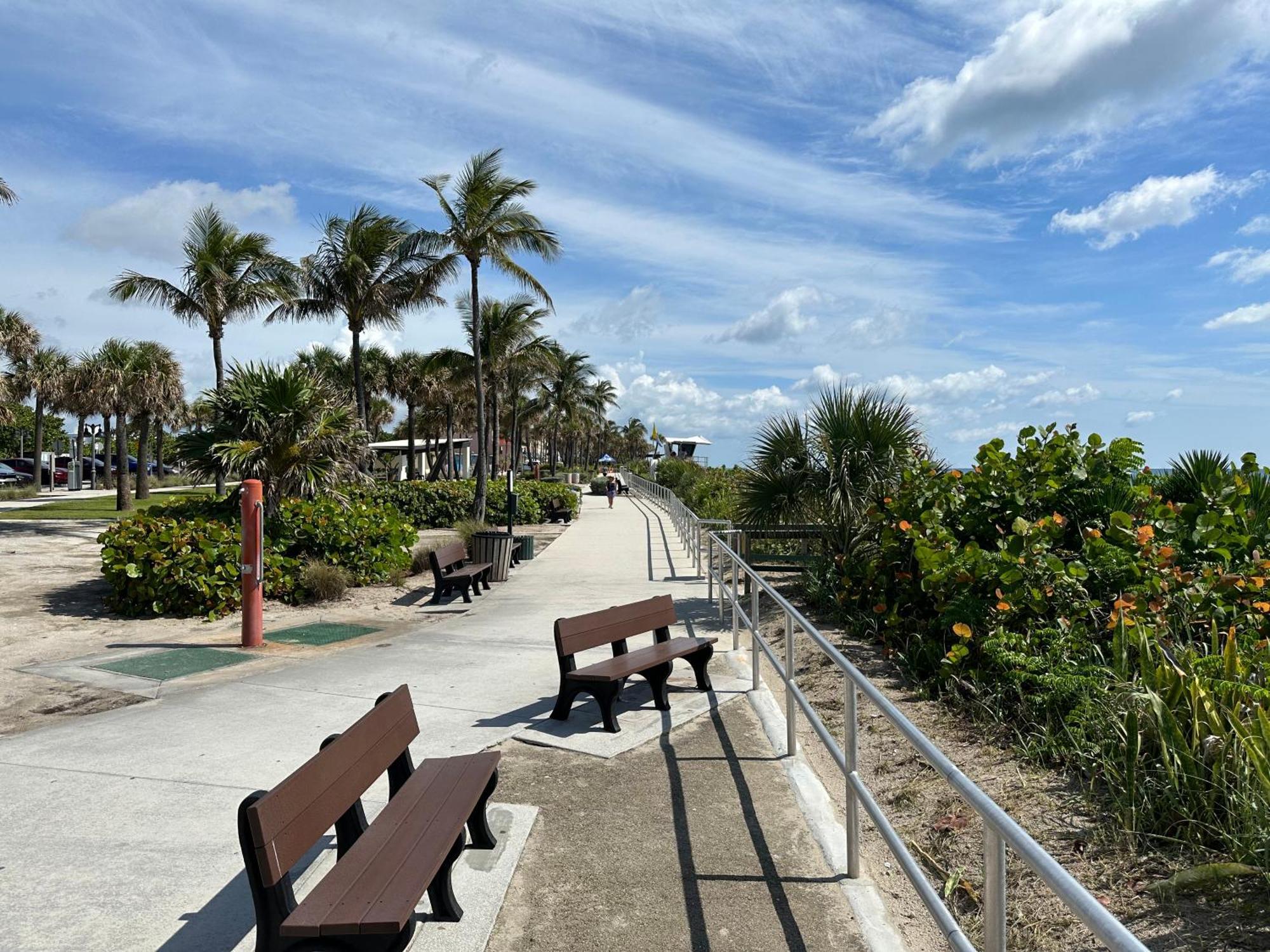 5 Min To Beach Large Living Room Fenced Backyard Bbq Firepit Driveway Boat Parking 레이크워쓰 외부 사진